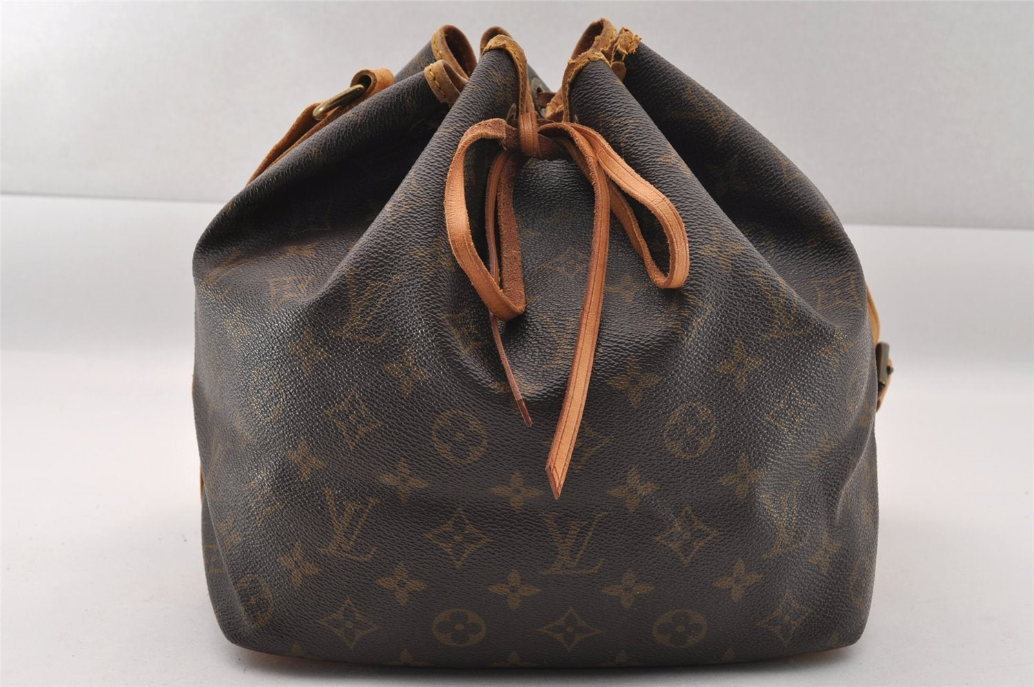 Authentic Louis Vuitton Monogram Petit Noe M42226 Shoulder Drawstring Bag 1484I