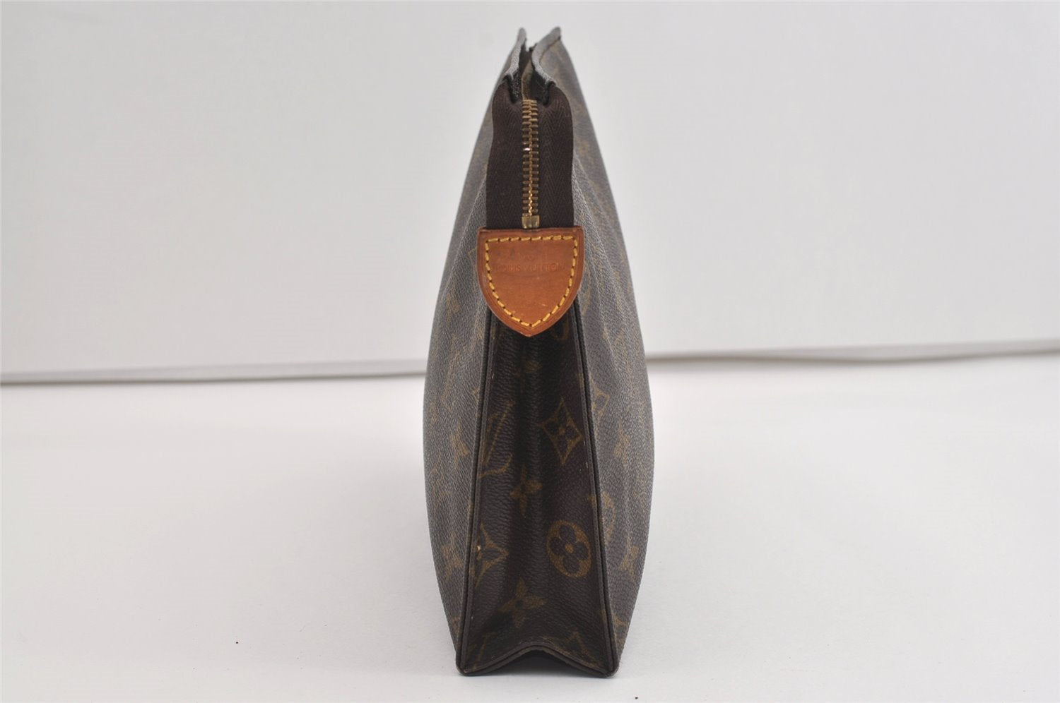 Authentic Louis Vuitton Monogram Poche Toilette 26 M47542 Cosmetics Pouch 1485I