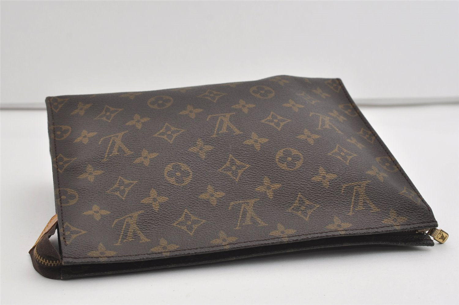 Authentic Louis Vuitton Monogram Poche Toilette 26 M47542 Cosmetics Pouch 1485I