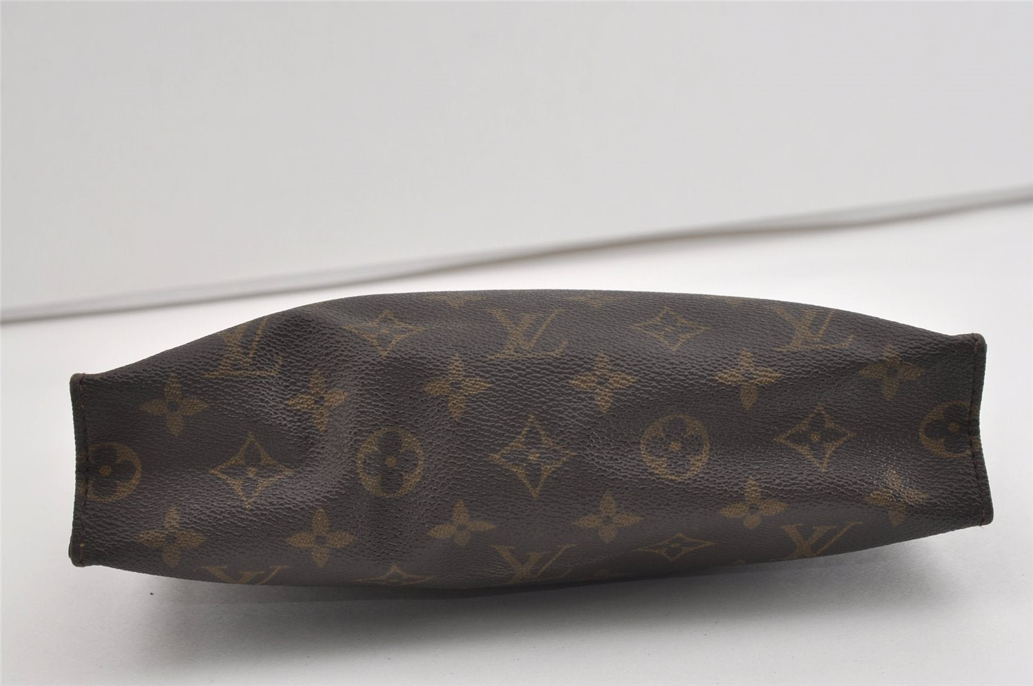 Authentic Louis Vuitton Monogram Poche Toilette 26 M47542 Cosmetics Pouch 1485I