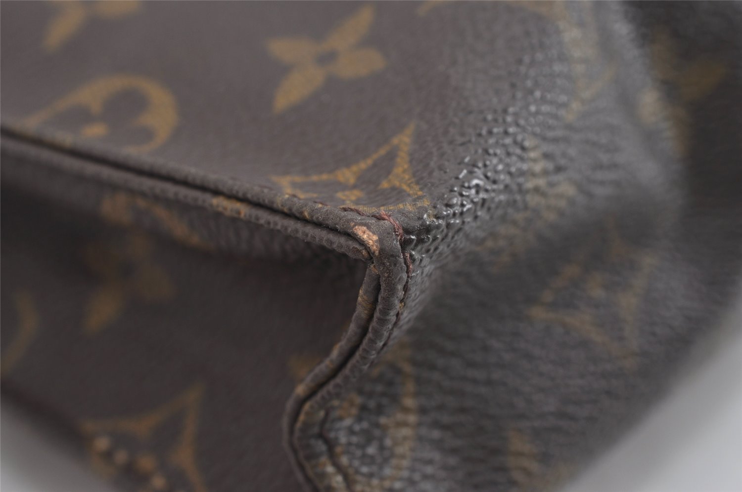 Authentic Louis Vuitton Monogram Poche Toilette 26 M47542 Cosmetics Pouch 1485I