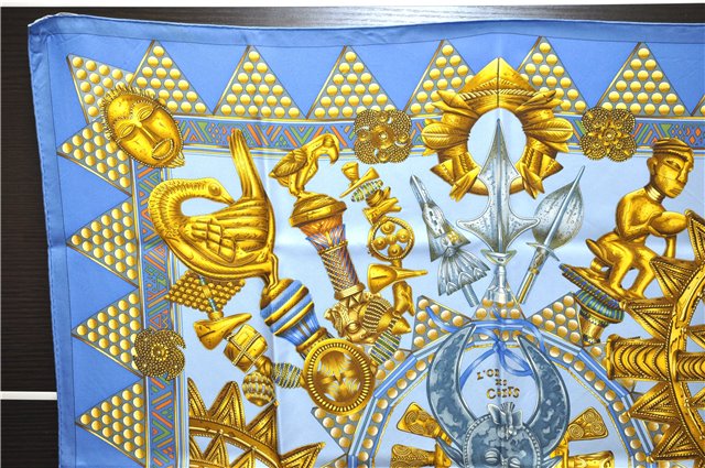 Authentic HERMES Carre 90 Scarf 