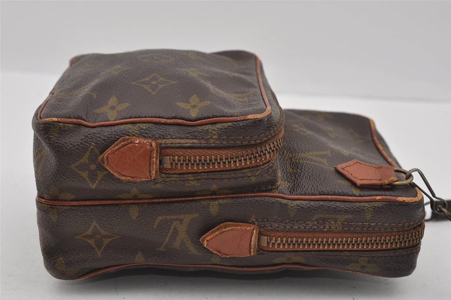 Authentic Louis Vuitton Monogram Amazone Shoulder Cross Body Bag Old Model 1488I