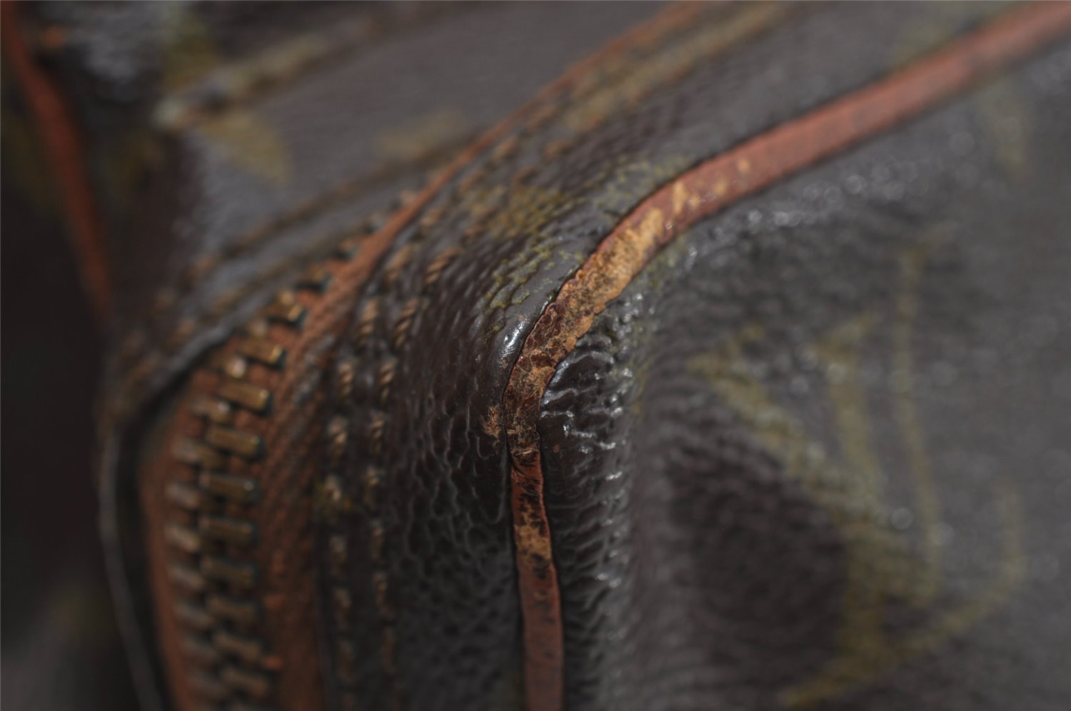 Authentic Louis Vuitton Monogram Amazone Shoulder Cross Body Bag Old Model 1488I