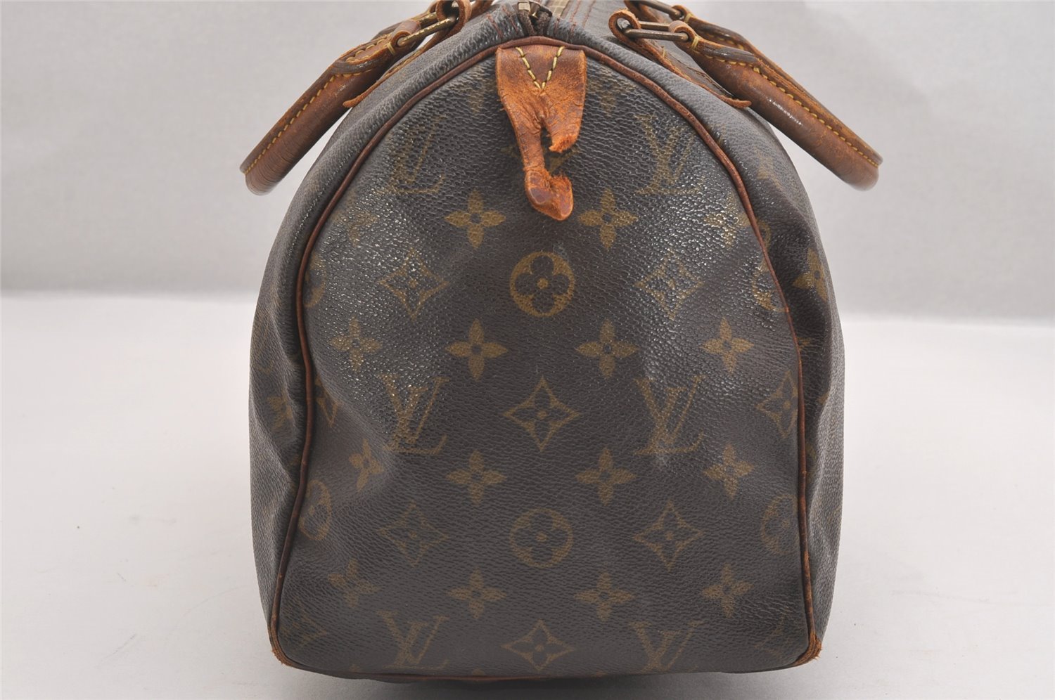 Authentic Louis Vuitton Monogram Speedy 30 Hand Boston Bag M41526 LV Junk 1491I