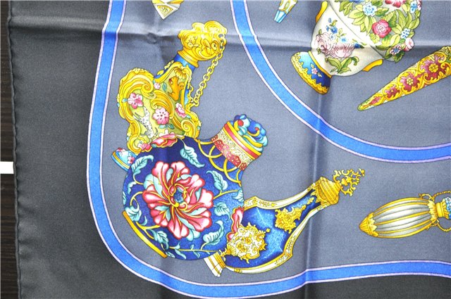 Authentic HERMES Carre 90 Scarf 