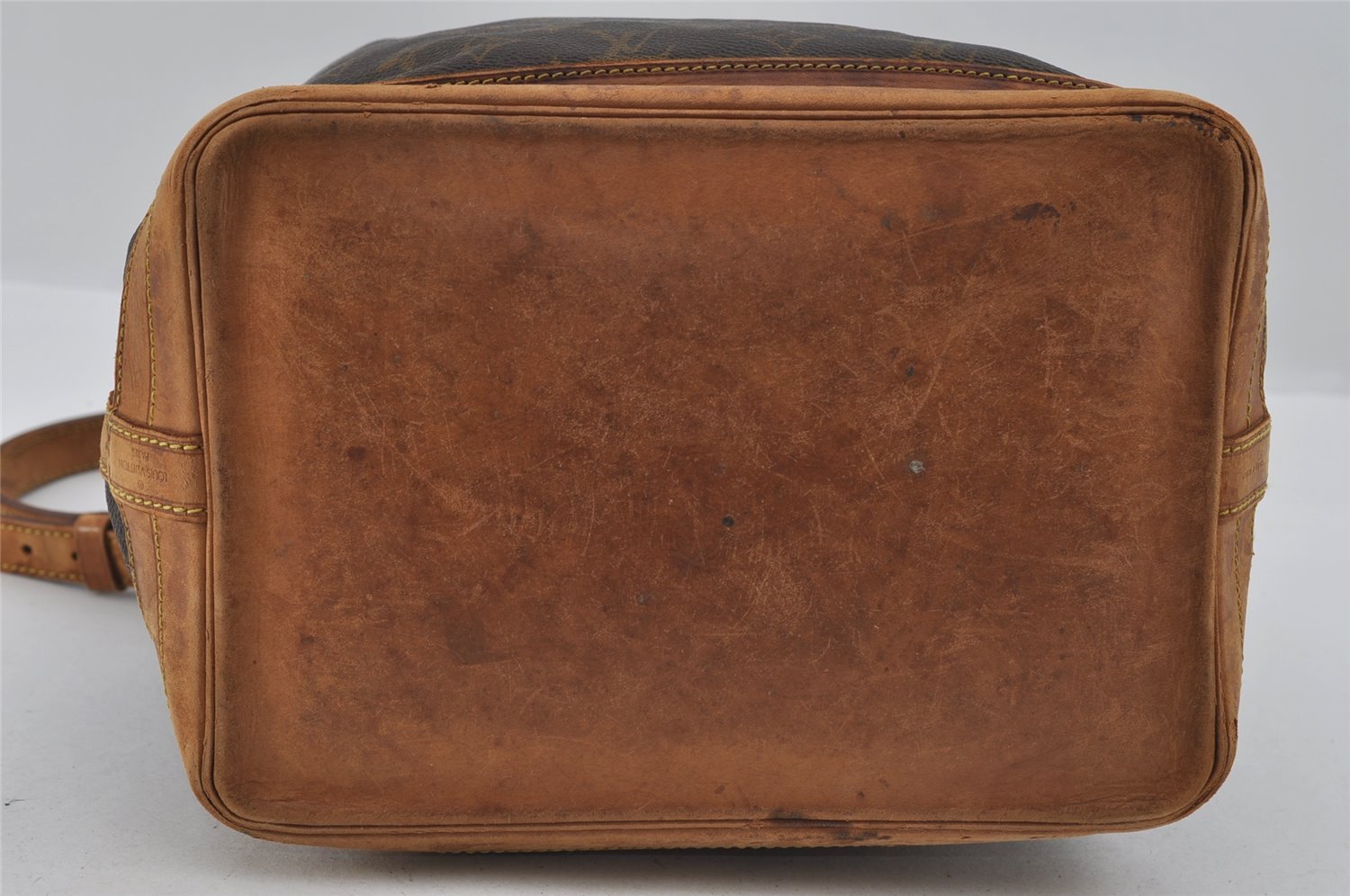 Authentic Louis Vuitton Monogram Noe Shoulder Drawstring Bag M42224 LV 1499I