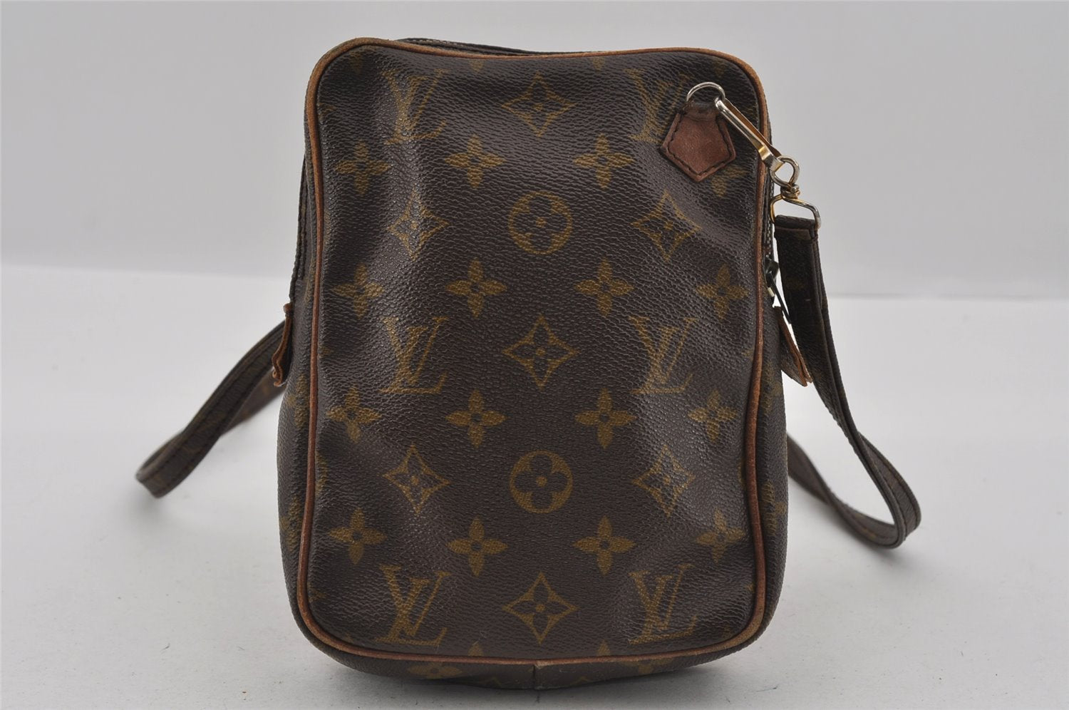 Authentic Louis Vuitton Monogram Danube Shoulder Cross Bag Old Model LV 1500I