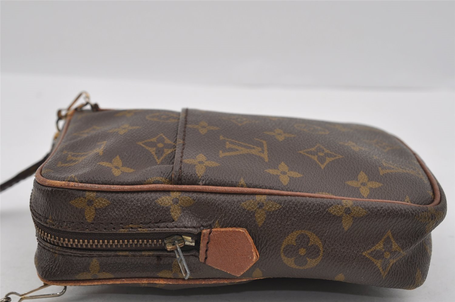 Authentic Louis Vuitton Monogram Danube Shoulder Cross Bag Old Model LV 1500I