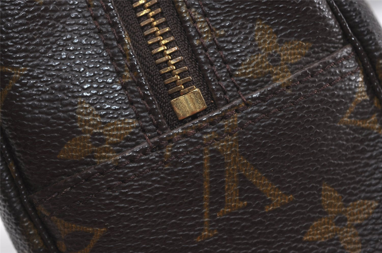 Auth Louis Vuitton Monogram Trousse Toilette 28 Clutch Hand Bag M47522 LV 1501I