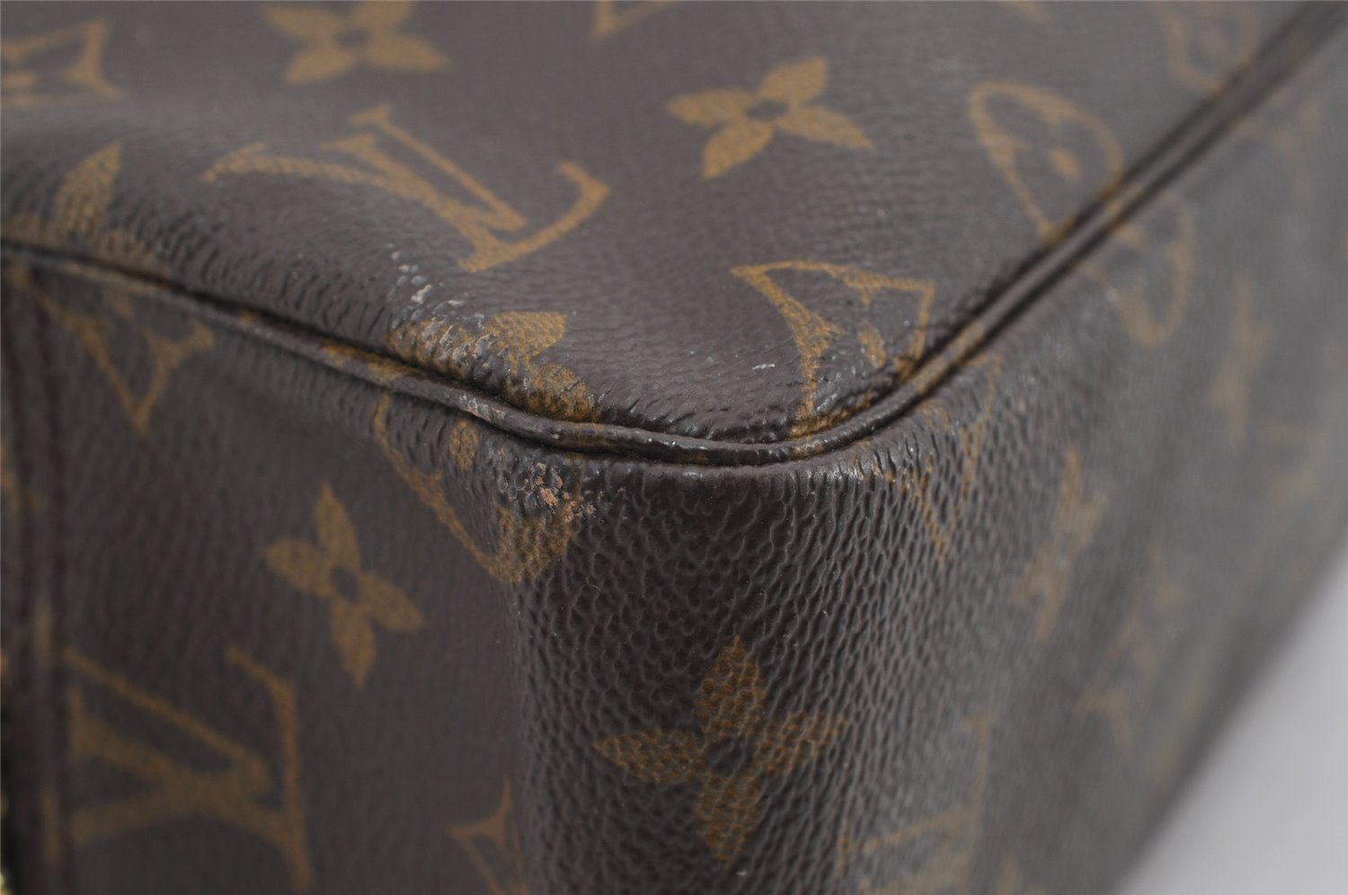 Auth Louis Vuitton Monogram Trousse Toilette 28 Clutch Hand Bag M47522 LV 1501I