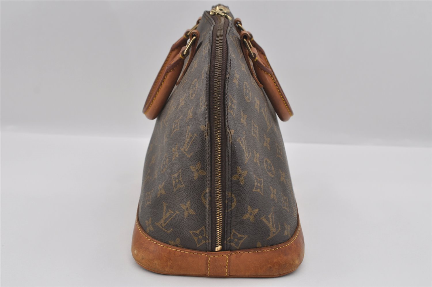 Authentic Louis Vuitton Monogram Alma Hand Bag Purse M51130 LV 1505I