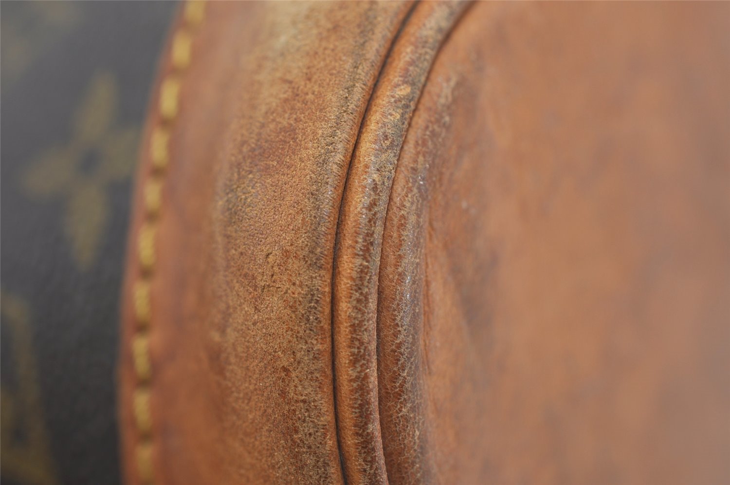 Authentic Louis Vuitton Monogram Alma Hand Bag Purse M51130 LV 1505I