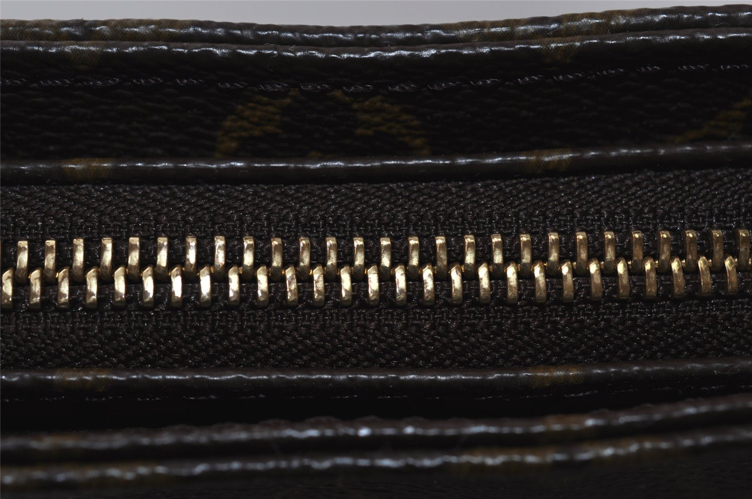 Authentic Louis Vuitton Monogram Looping GM Shoulder Bag M51145 LV 1506I