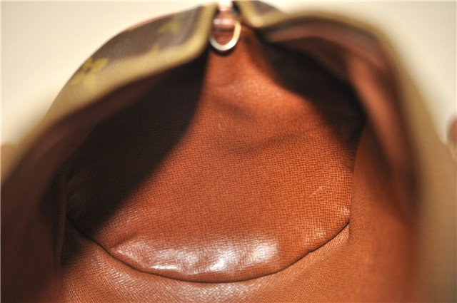 Authentic Louis Vuitton Monogram Papillon 30 Hand Bag Old Model LV 1507F