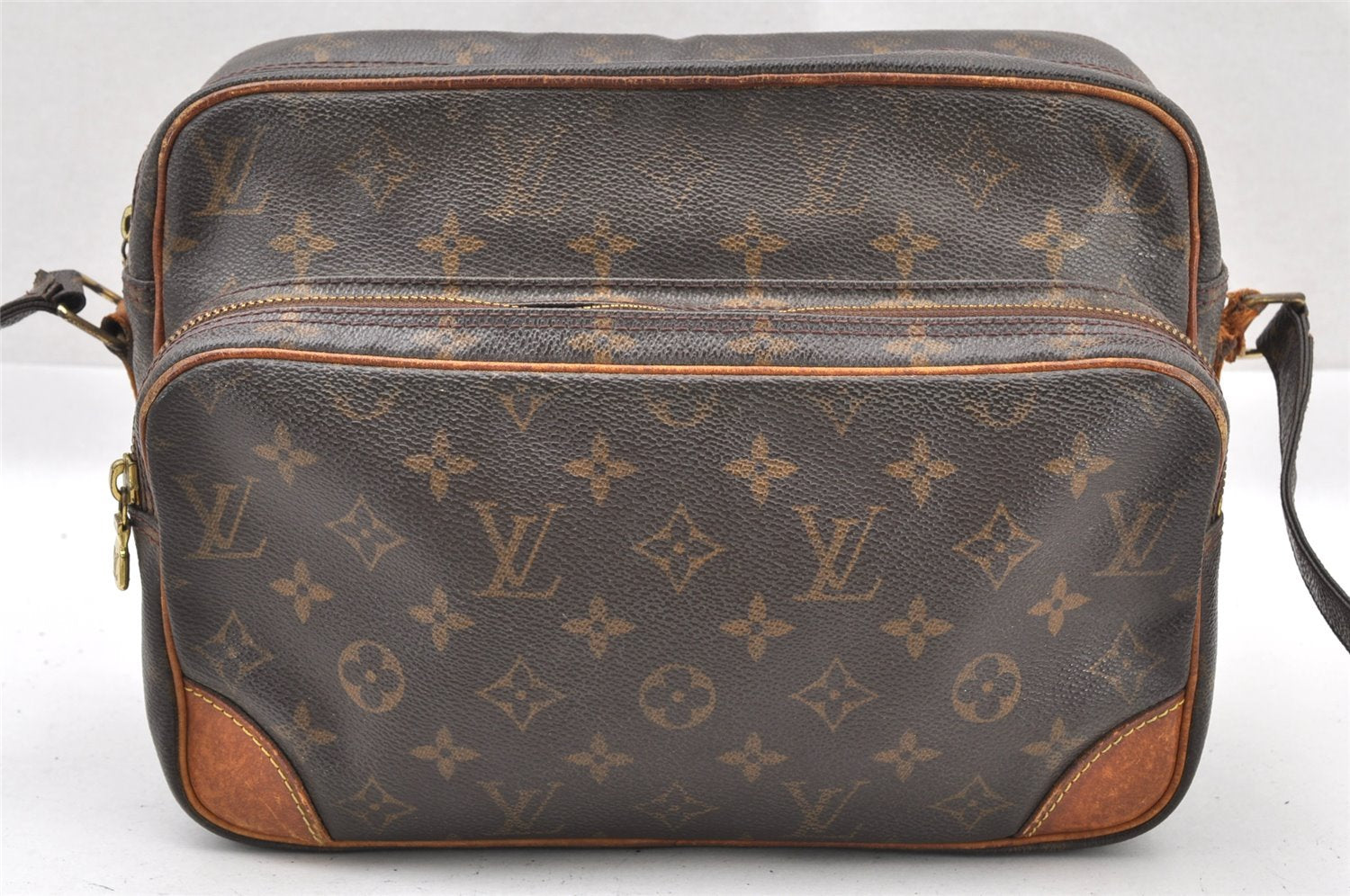 Authentic Louis Vuitton Monogram Nile Shoulder Cross Body Bag M45244 LV 1516I