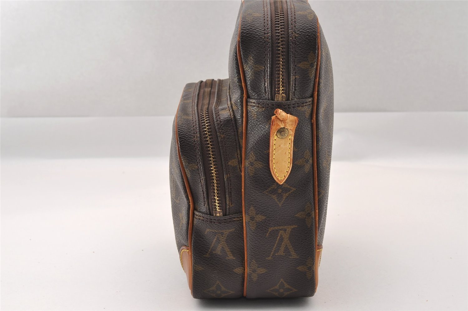 Authentic Louis Vuitton Monogram Amazone Shoulder Cross Bag M45236 LV Junk 1524I