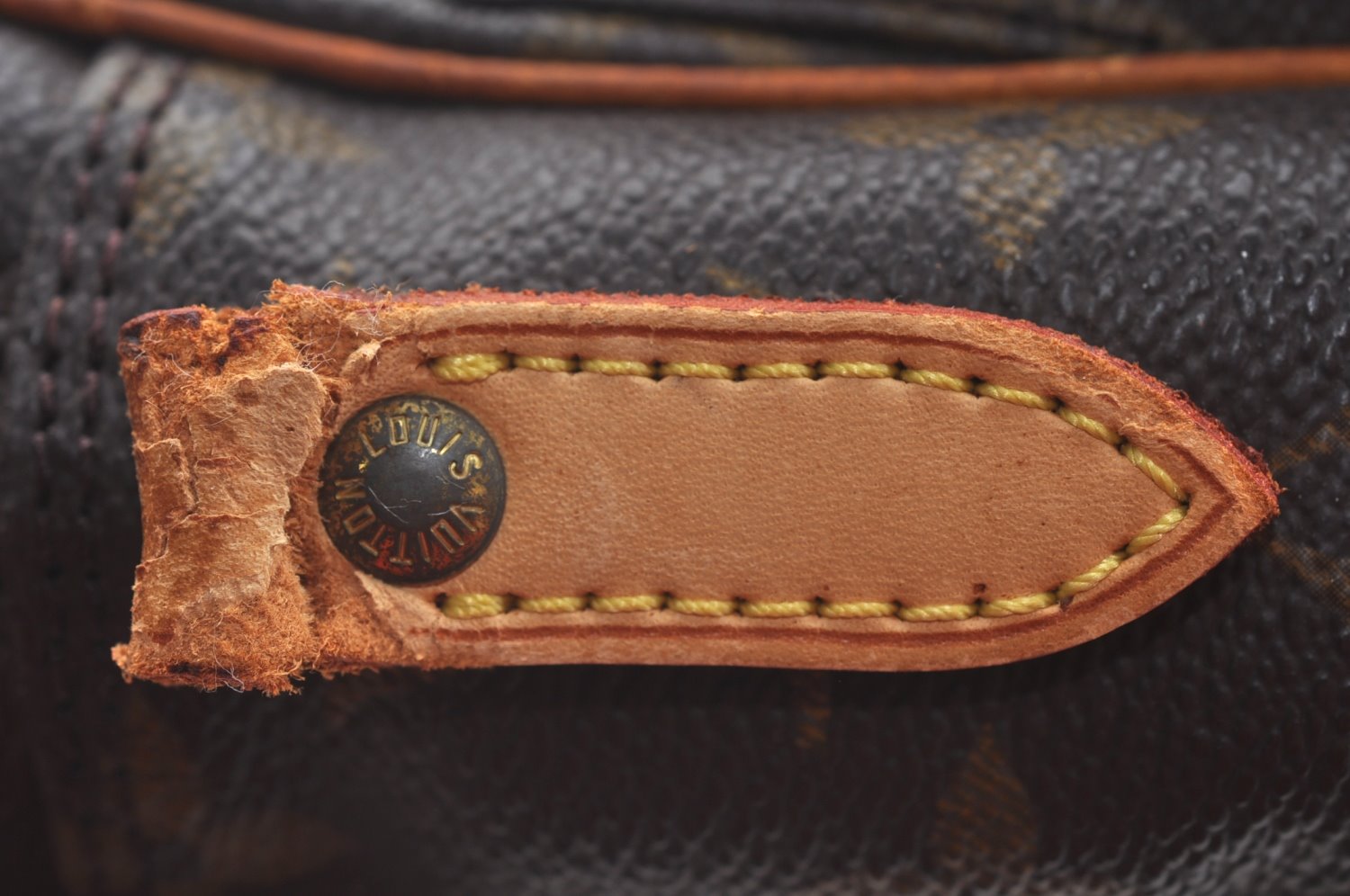 Authentic Louis Vuitton Monogram Amazone Shoulder Cross Bag M45236 LV Junk 1524I