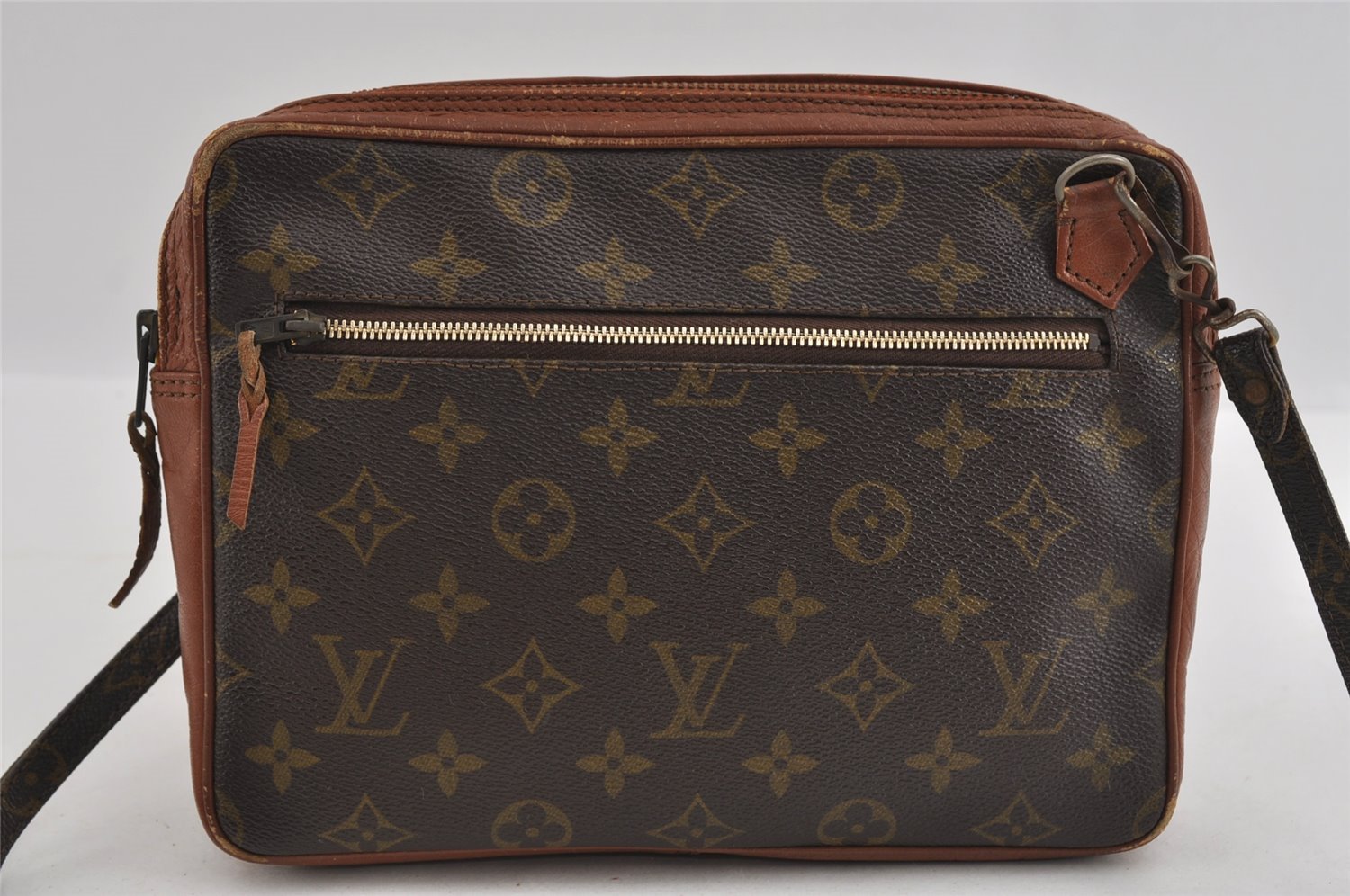 Authentic Louis Vuitton Monogram Shoulder Cross Body Bag Old Model LV 1528I