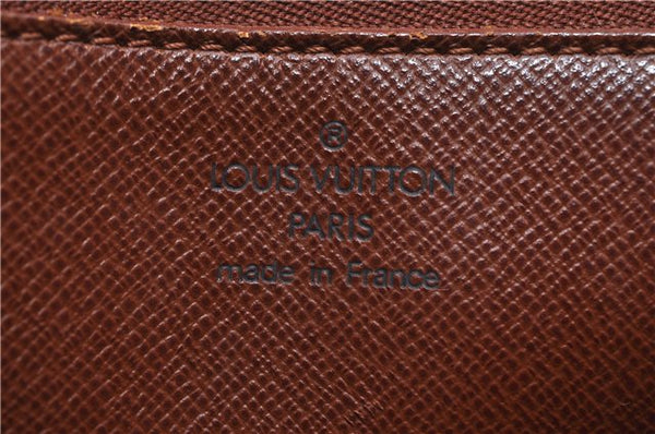 Authentic Louis Vuitton Monogram Saint Cloud GM M51242 Shoulder Cross Bag 1529F