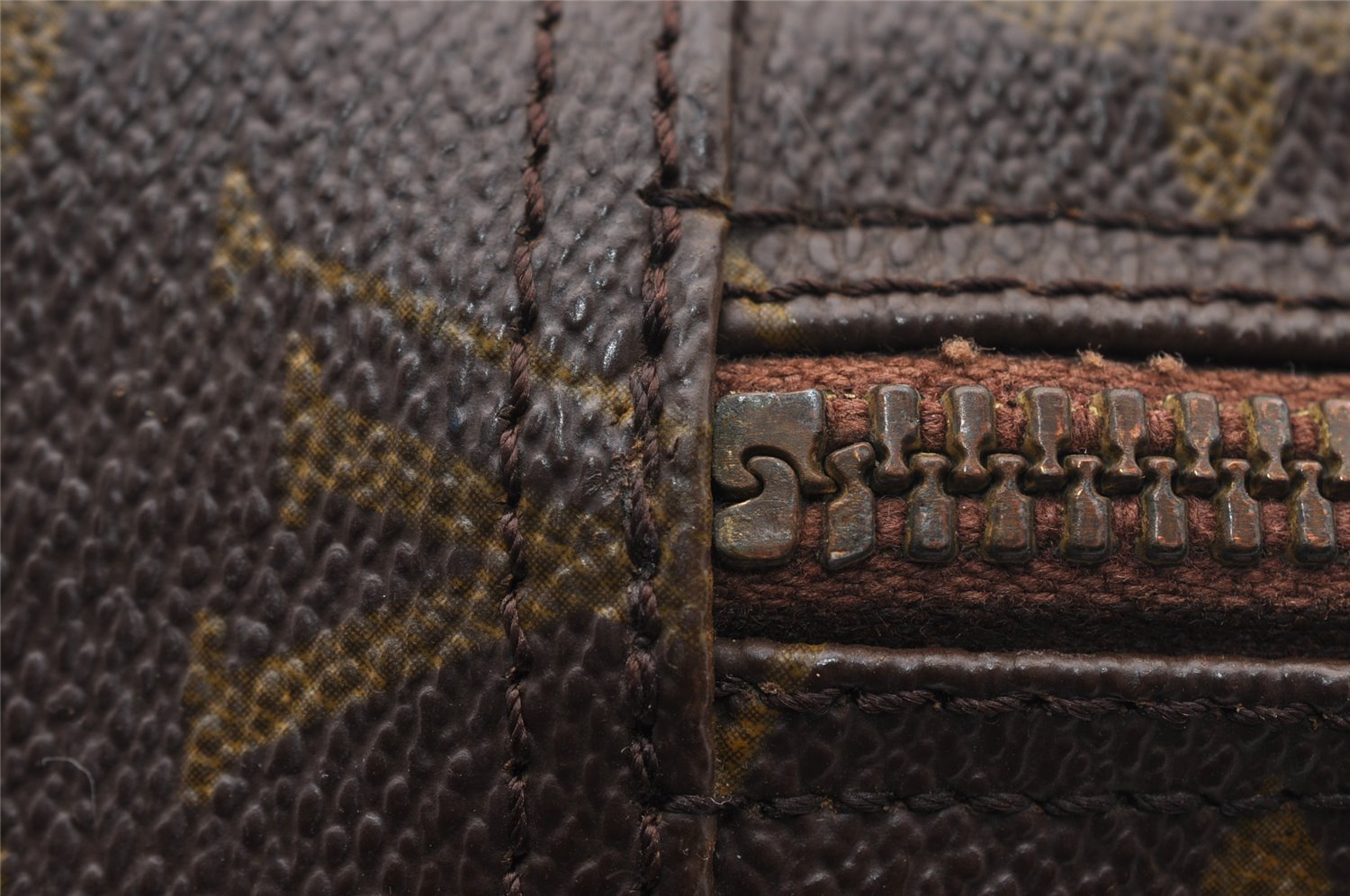 Auth Louis Vuitton Monogram Trousse Toilette 23 Clutch Bag M47524 LV Junk 1531I