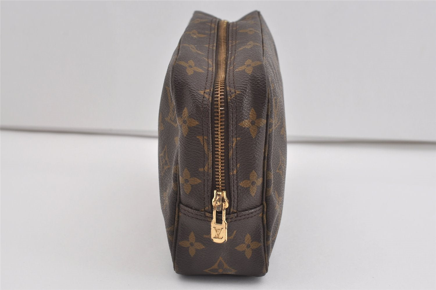 Auth Louis Vuitton Monogram Trousse Toilette 23 Clutch Hand Bag M47524 LV 1536I