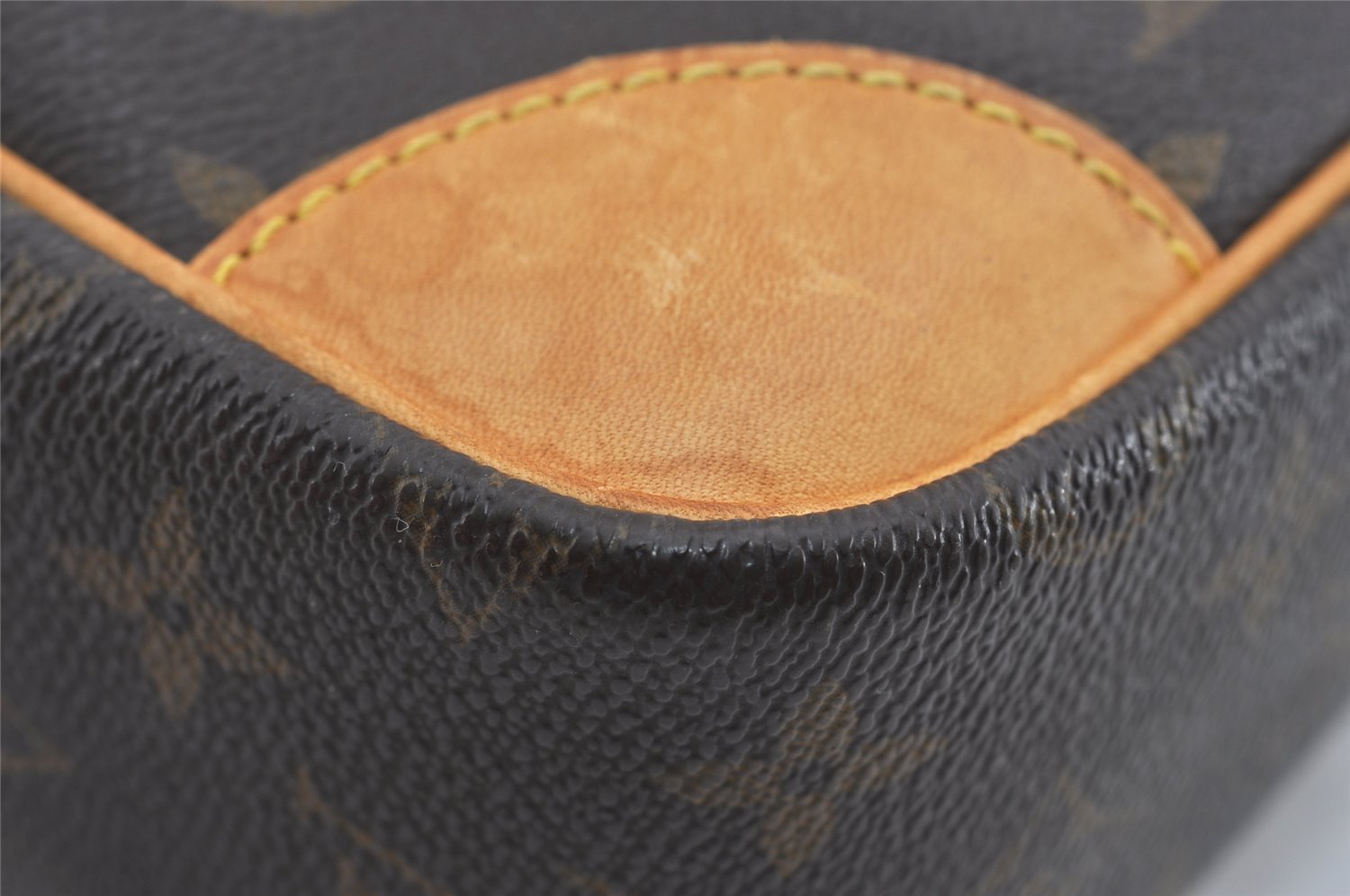 Auth Louis Vuitton Monogram Trocadero 30 Shoulder Cross Bag M51272 LV Junk 1537I