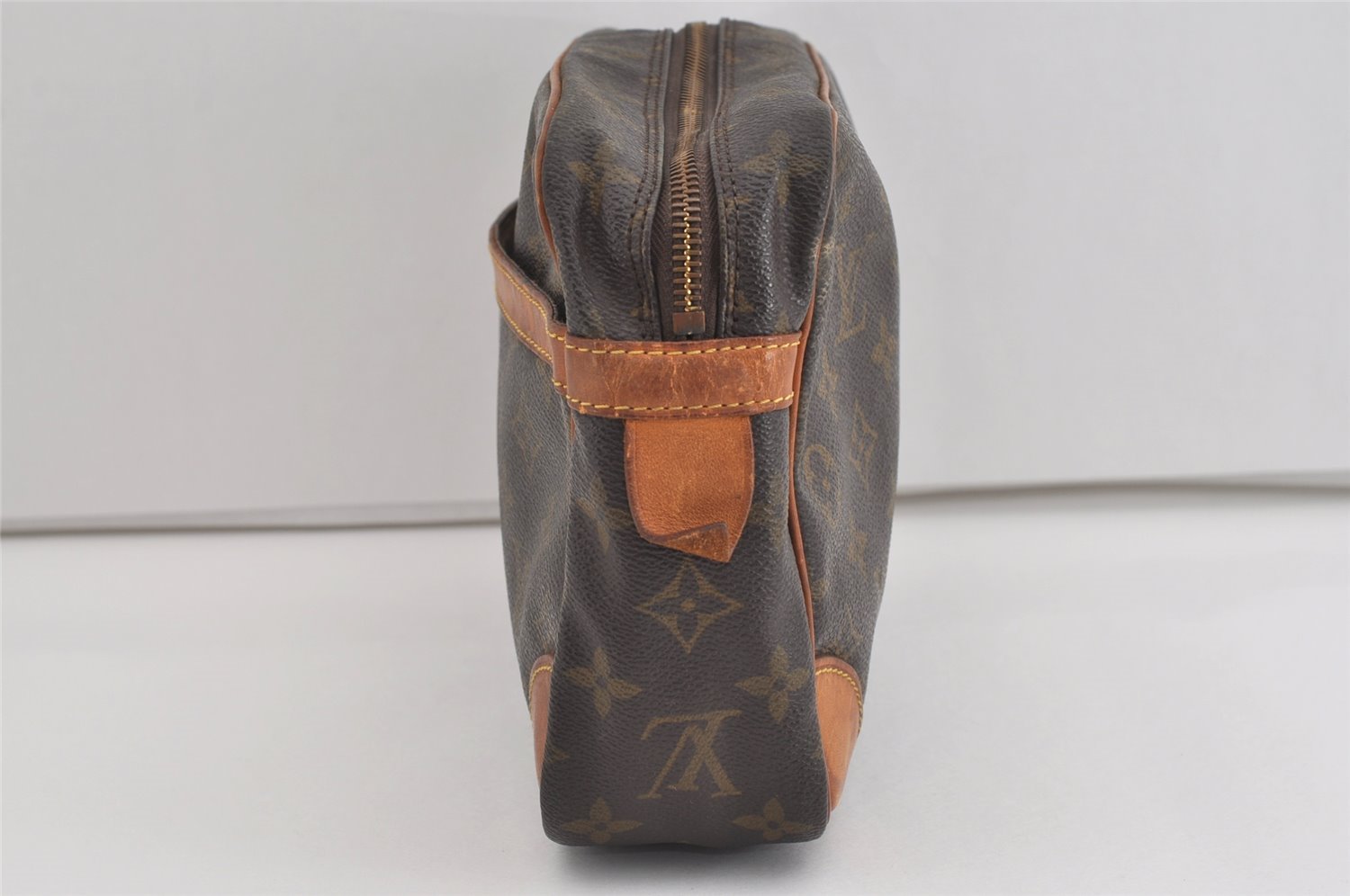 Authentic Louis Vuitton Monogram Compiegne 28 Clutch Hand Bag M51845 LV 1538I