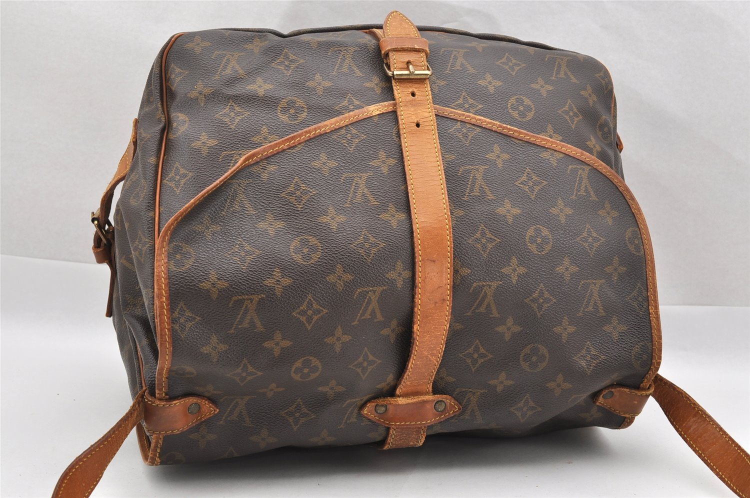 Authentic Louis Vuitton Monogram Saumur 35 Shoulder Cross Bag M42254 LV 1540I