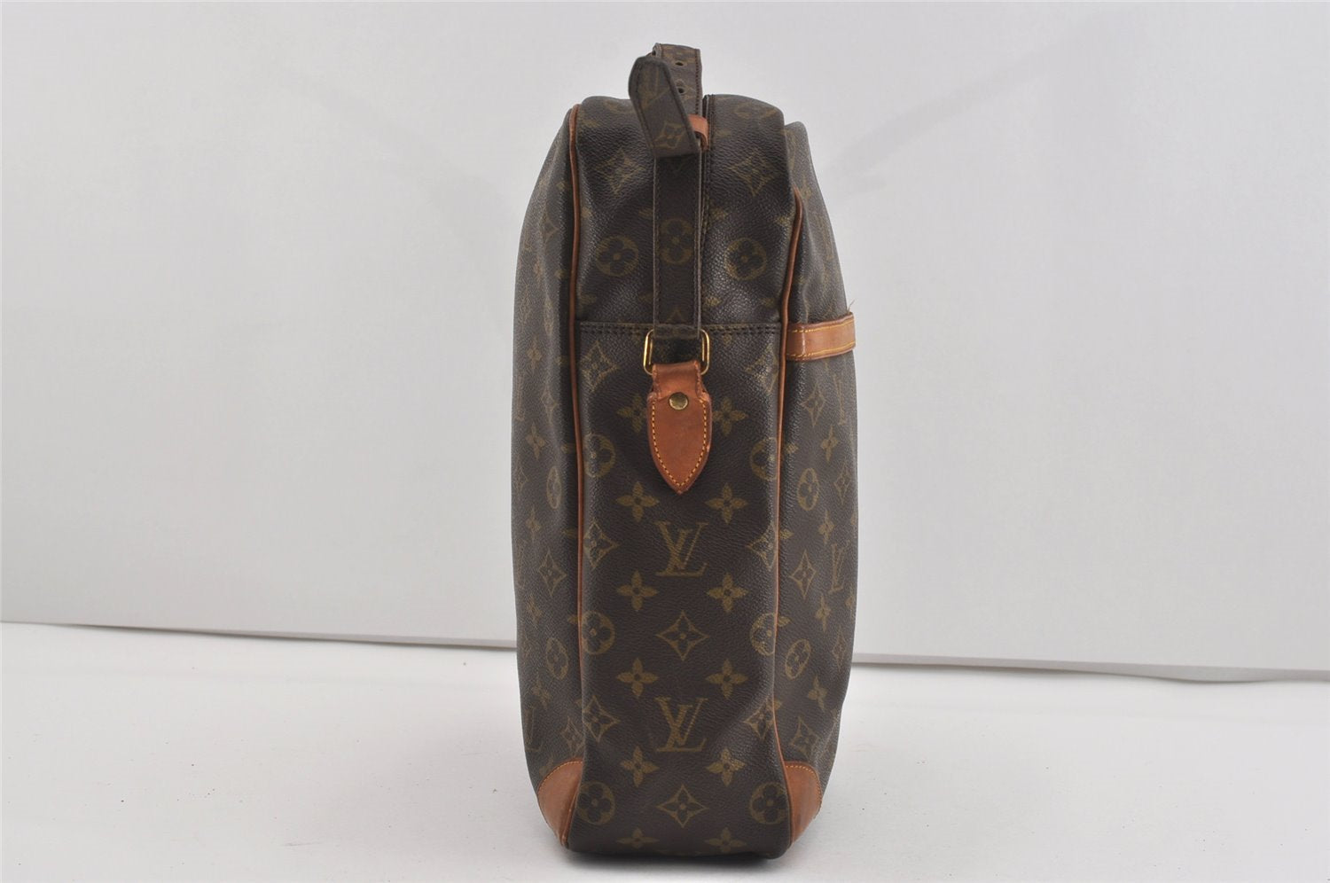 Authentic Louis Vuitton Monogram Danube 28 Shoulder Cross Body Bag LV 1542I