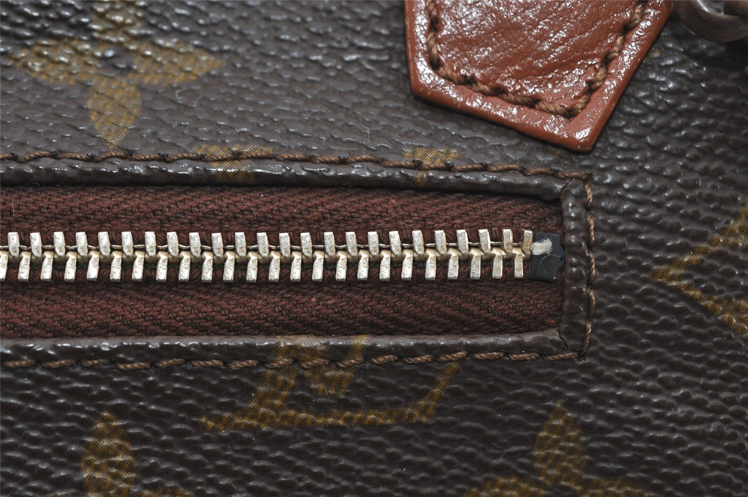 Authentic Louis Vuitton Monogram Shoulder Cross Body Bag Old Model LV 1545I