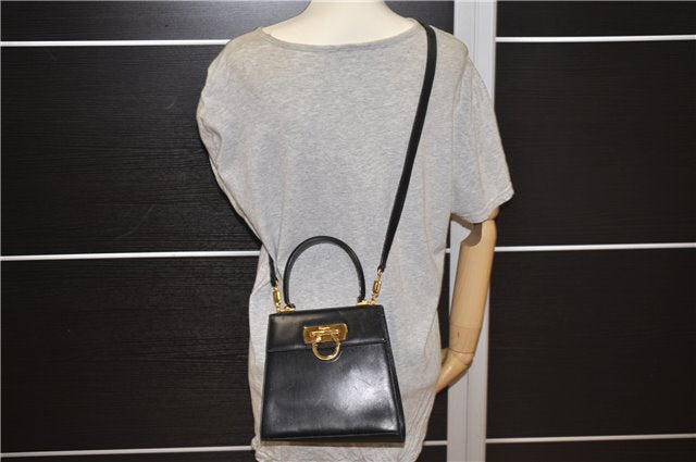 Authentic Ferragamo Gancini Vintage Leather 2 Way Shoulder Hand Bag Black 1548F
