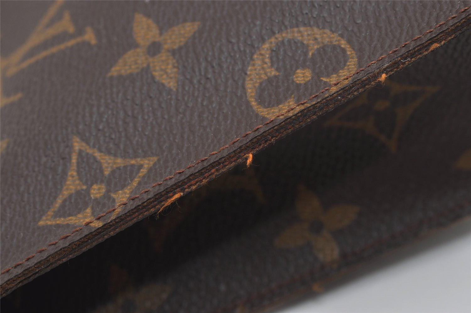 Auth Louis Vuitton Monogram Poche Toilette 26 Cosmetics Pouch Old Model LV 1550I