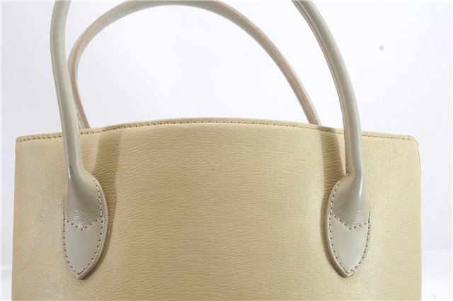 Authentic BURBERRY Vintage Leather Shoulder Hand Bag Purse Ivory Beige 1552D