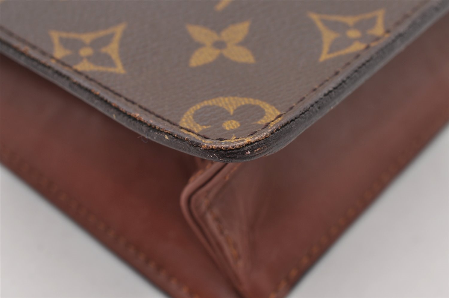 Authentic Louis Vuitton Monogram Pochette Homme Clutch Hand Bag M51795 LV 1552I