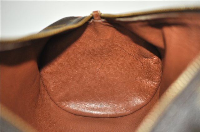 Authentic Louis Vuitton Monogram Papillon 30 Hand Bag Old Model LV 1560F