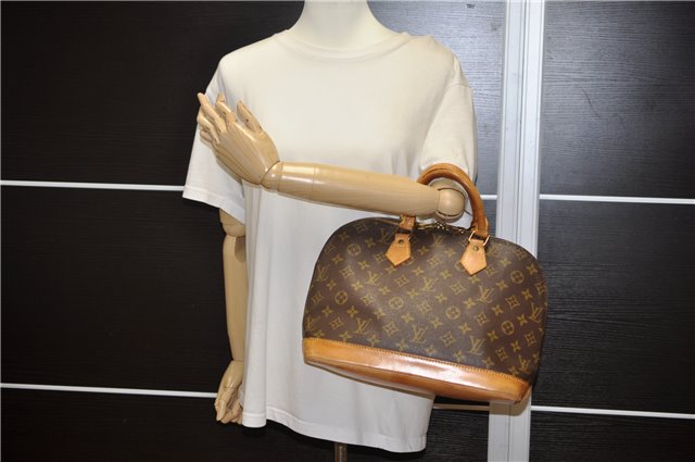 Authentic Louis Vuitton Monogram Alma Hand Bag Purse M51130 LV 1560G