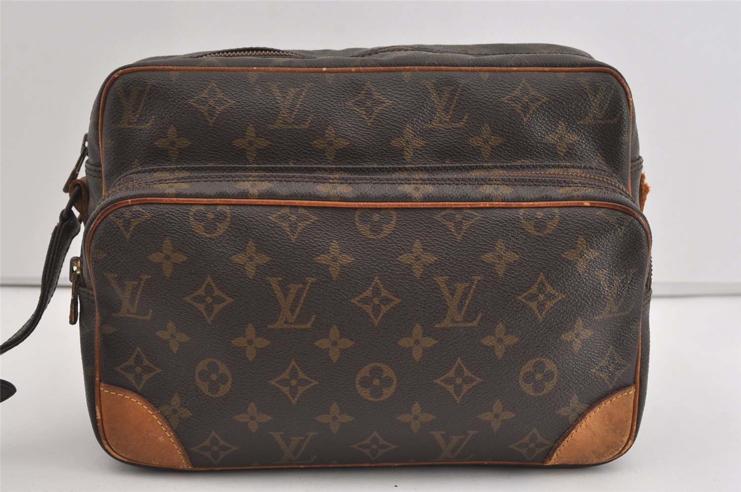 Authentic Louis Vuitton Monogram Nile Shoulder Cross Body Bag M45244 Junk 1560I