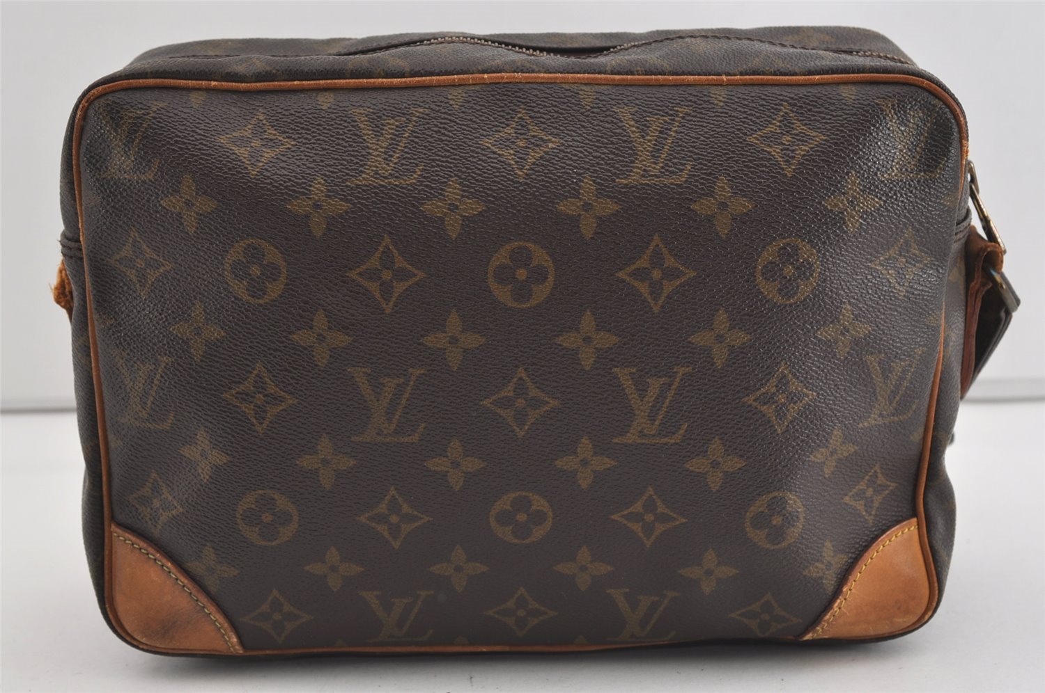 Authentic Louis Vuitton Monogram Nile Shoulder Cross Body Bag M45244 Junk 1560I