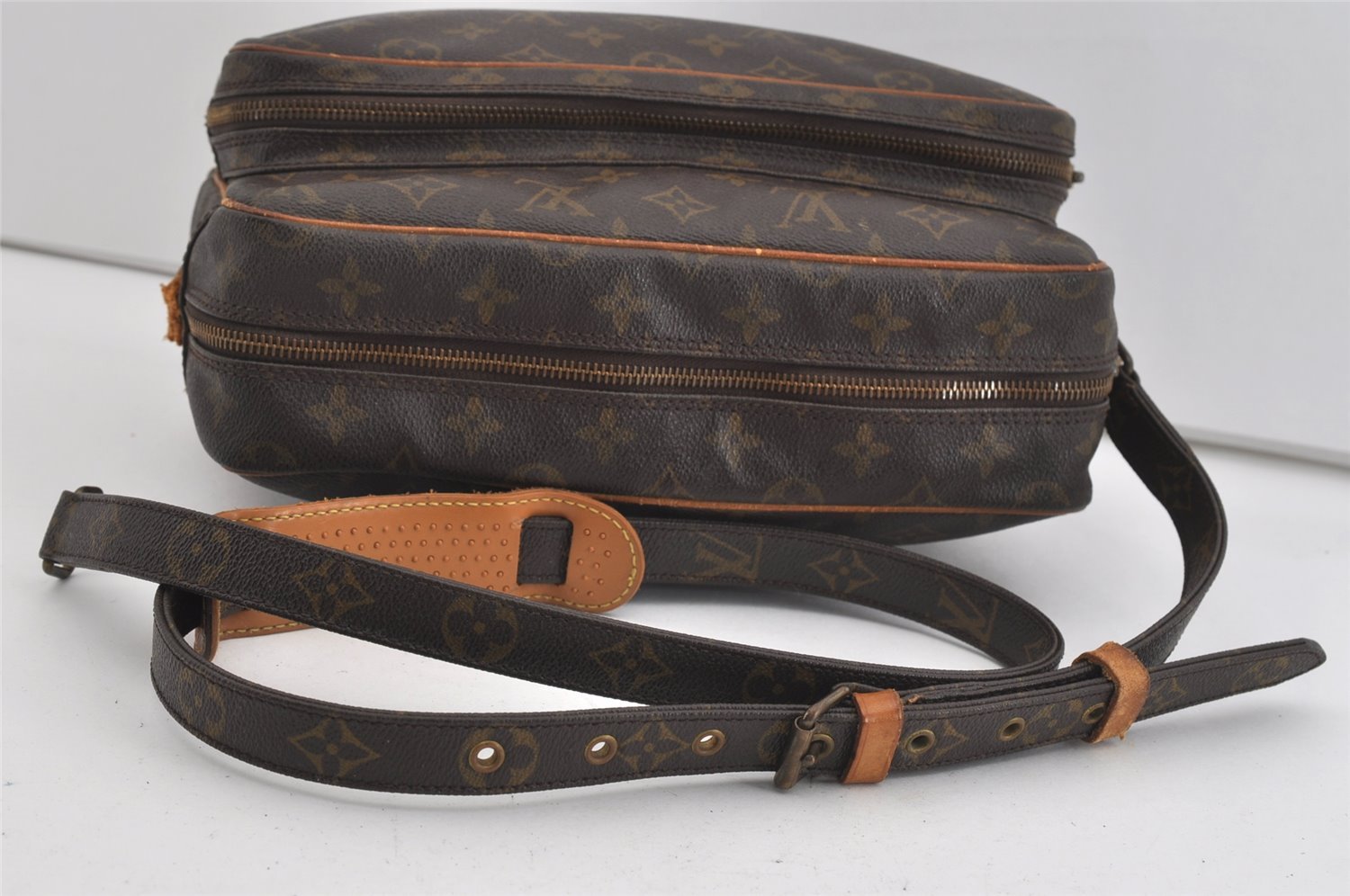 Authentic Louis Vuitton Monogram Nile Shoulder Cross Body Bag M45244 Junk 1560I