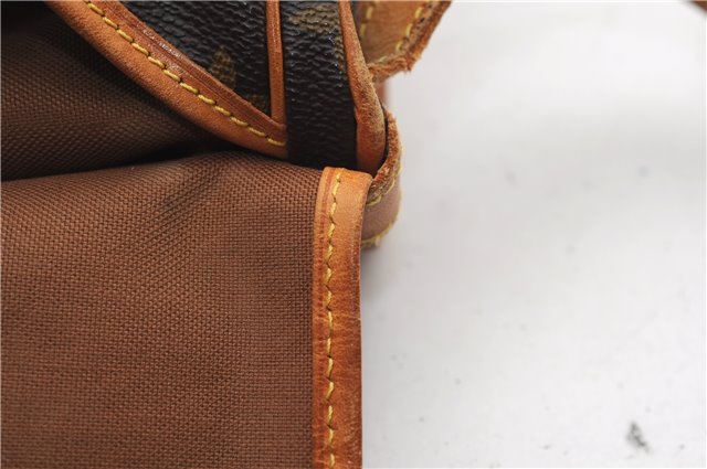 Authentic Louis Vuitton Monogram Saumur 30 Shoulder Cross Bag M42256 LV 1562F
