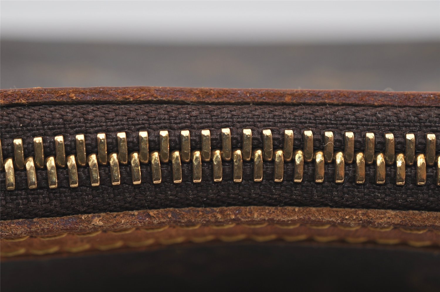 Authentic Louis Vuitton Monogram Odeon PM Shoulder Cross Bag M56390 LV 1566I