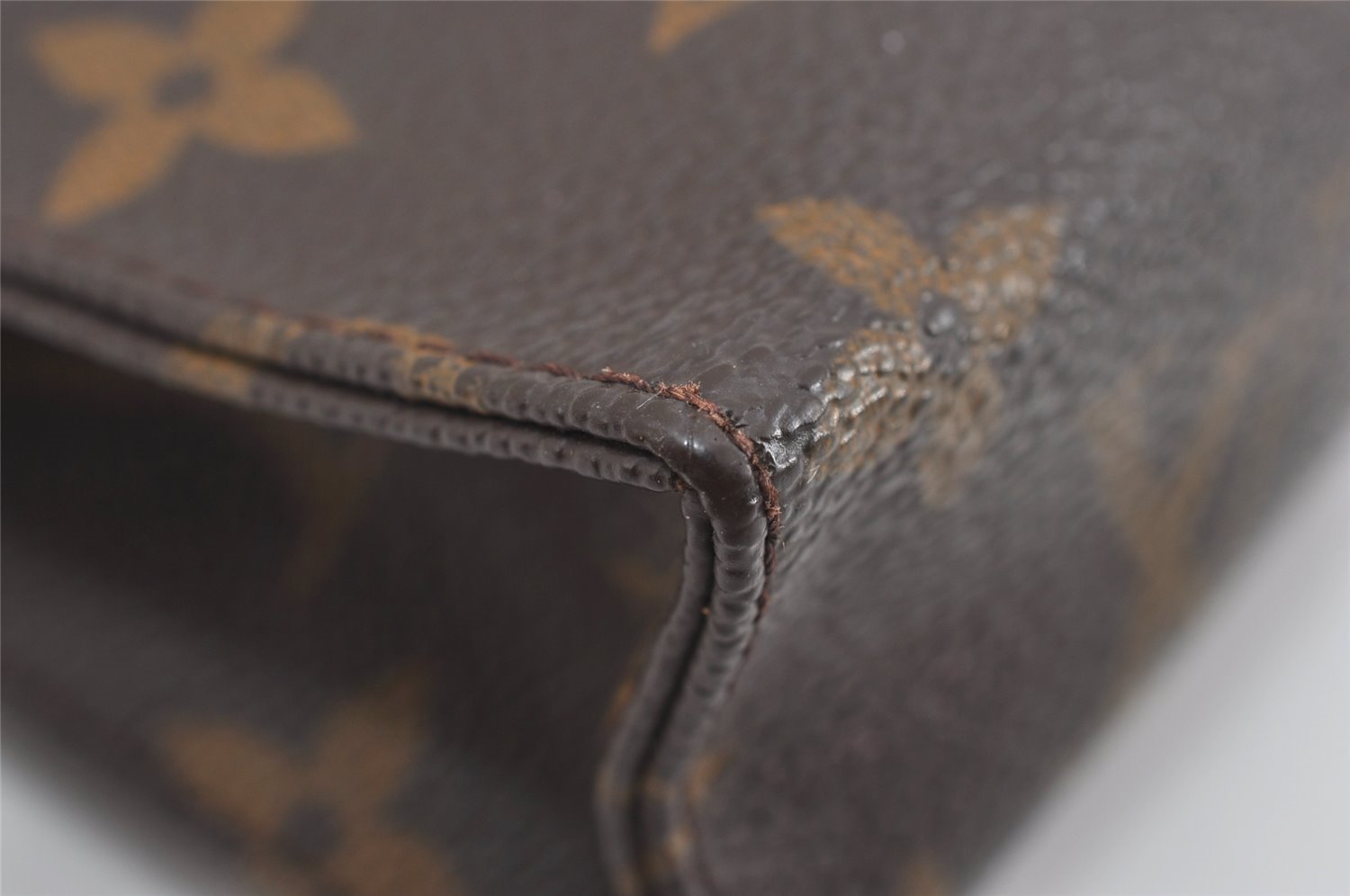 Authentic Louis Vuitton Monogram Poche Toilette 15 M47546 Cosmetics Pouch 1569I