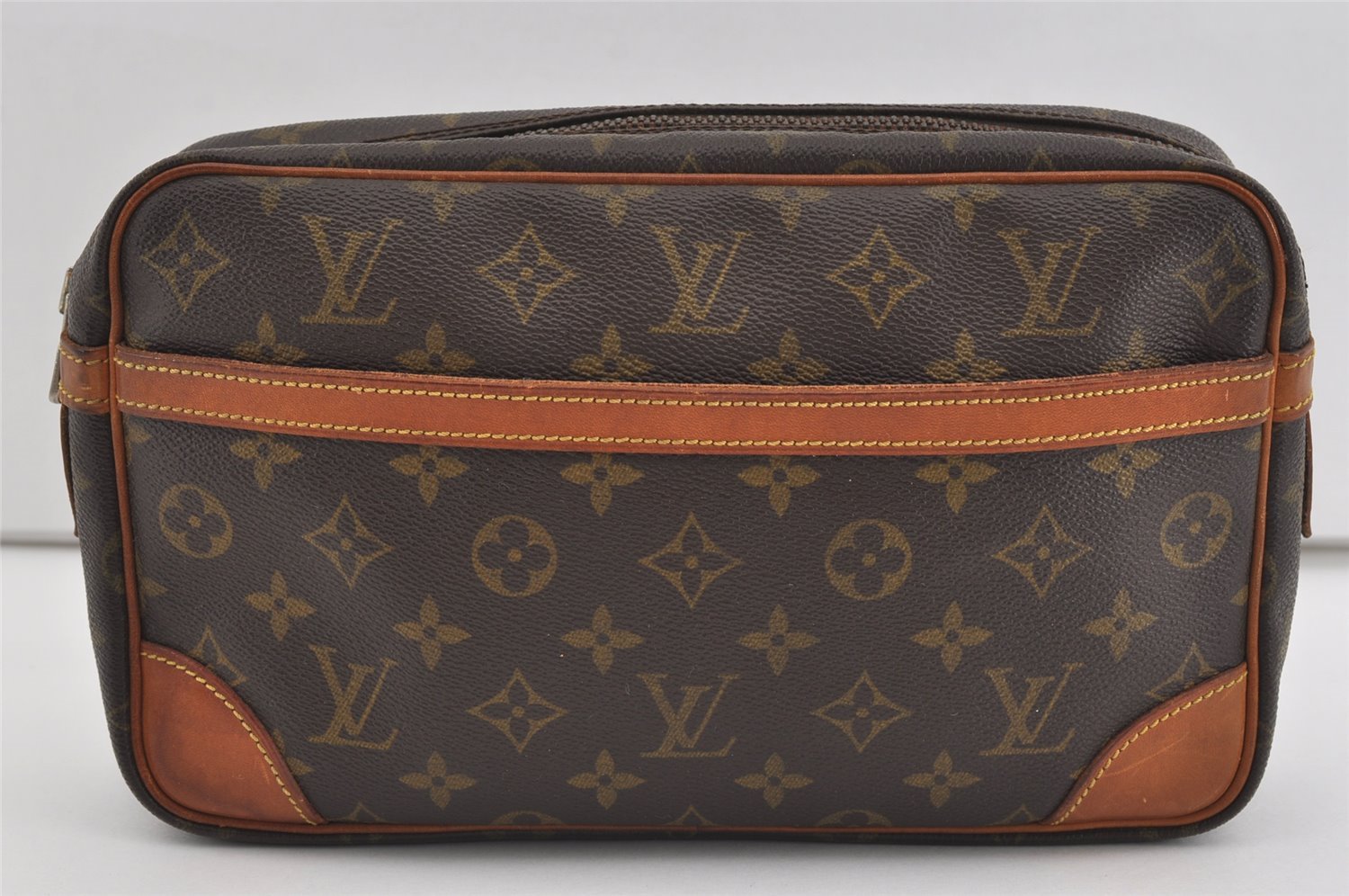 Authentic Louis Vuitton Monogram Compiegne 28 Clutch Hand Bag M51845 LV 1574I