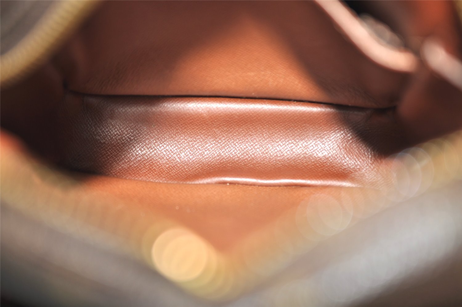 Authentic Louis Vuitton Monogram Amazone Shoulder Cross Body Bag M45236 LV 1576I