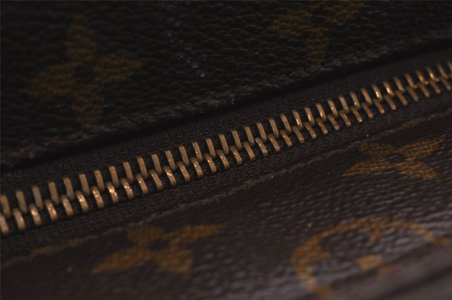 Authentic Louis Vuitton Monogram Luco Shoulder Tote Bag M51155 LV Junk 1585I