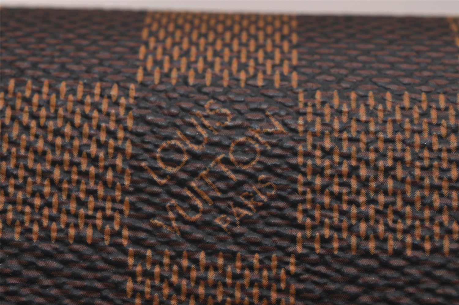 Authentic Louis Vuitton Damier Etui Cigarette Case N63024 LV 1595I