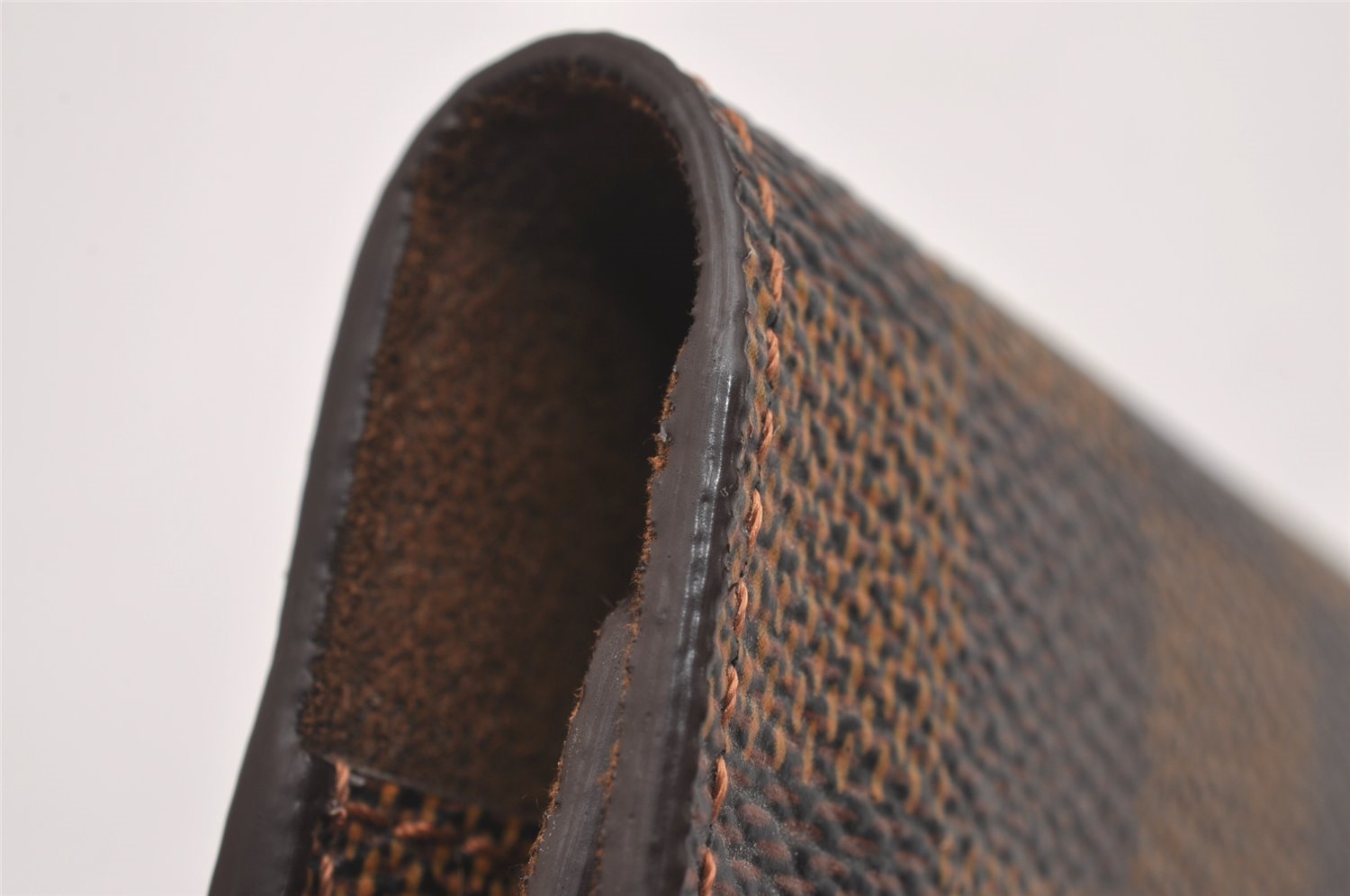 Authentic Louis Vuitton Damier Cufflinks Accessory Case Pouch M64681 LV 1600I