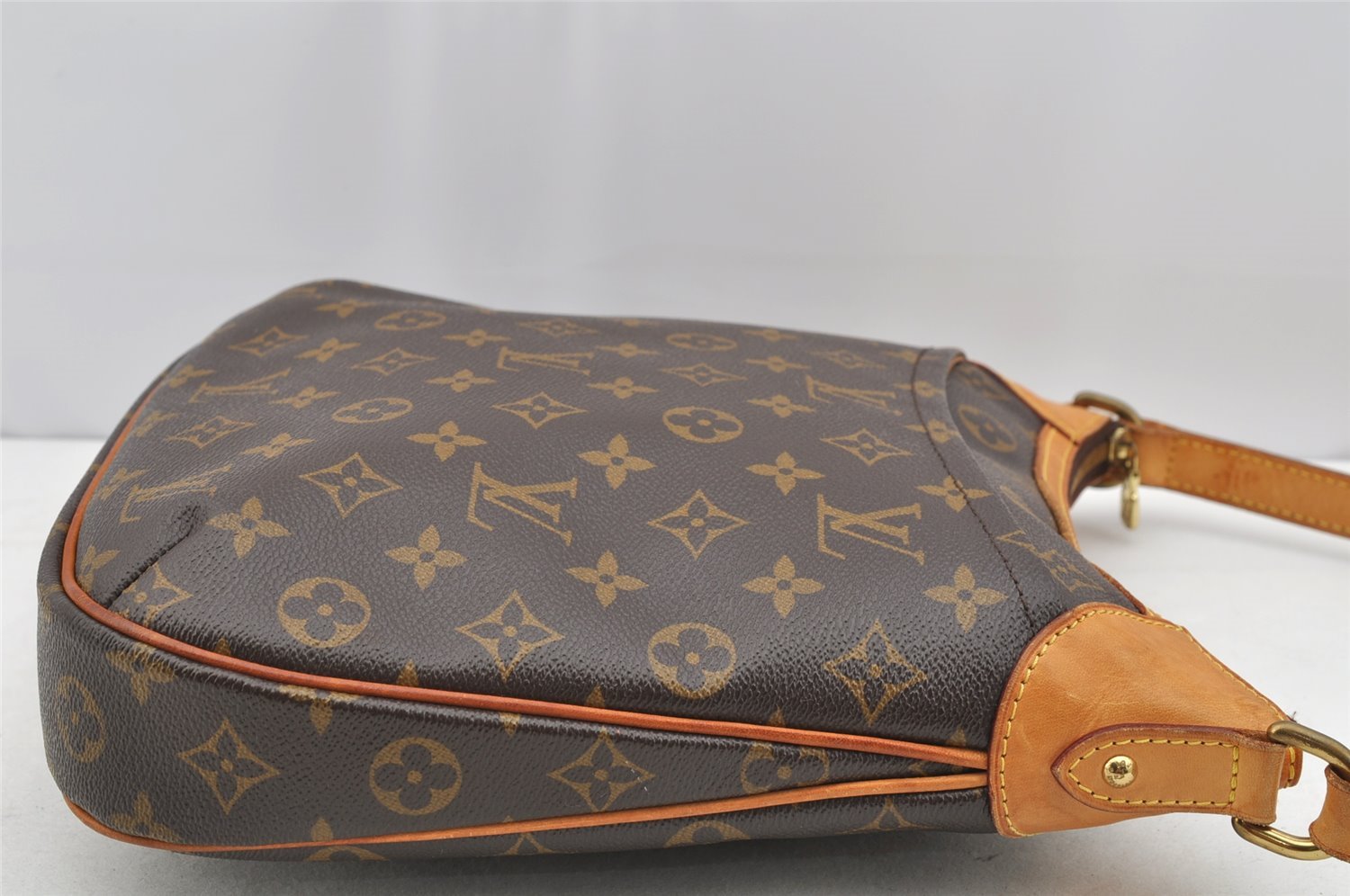 Authentic Louis Vuitton Monogram Odeon PM Shoulder Cross Bag M56390 LV 1605I