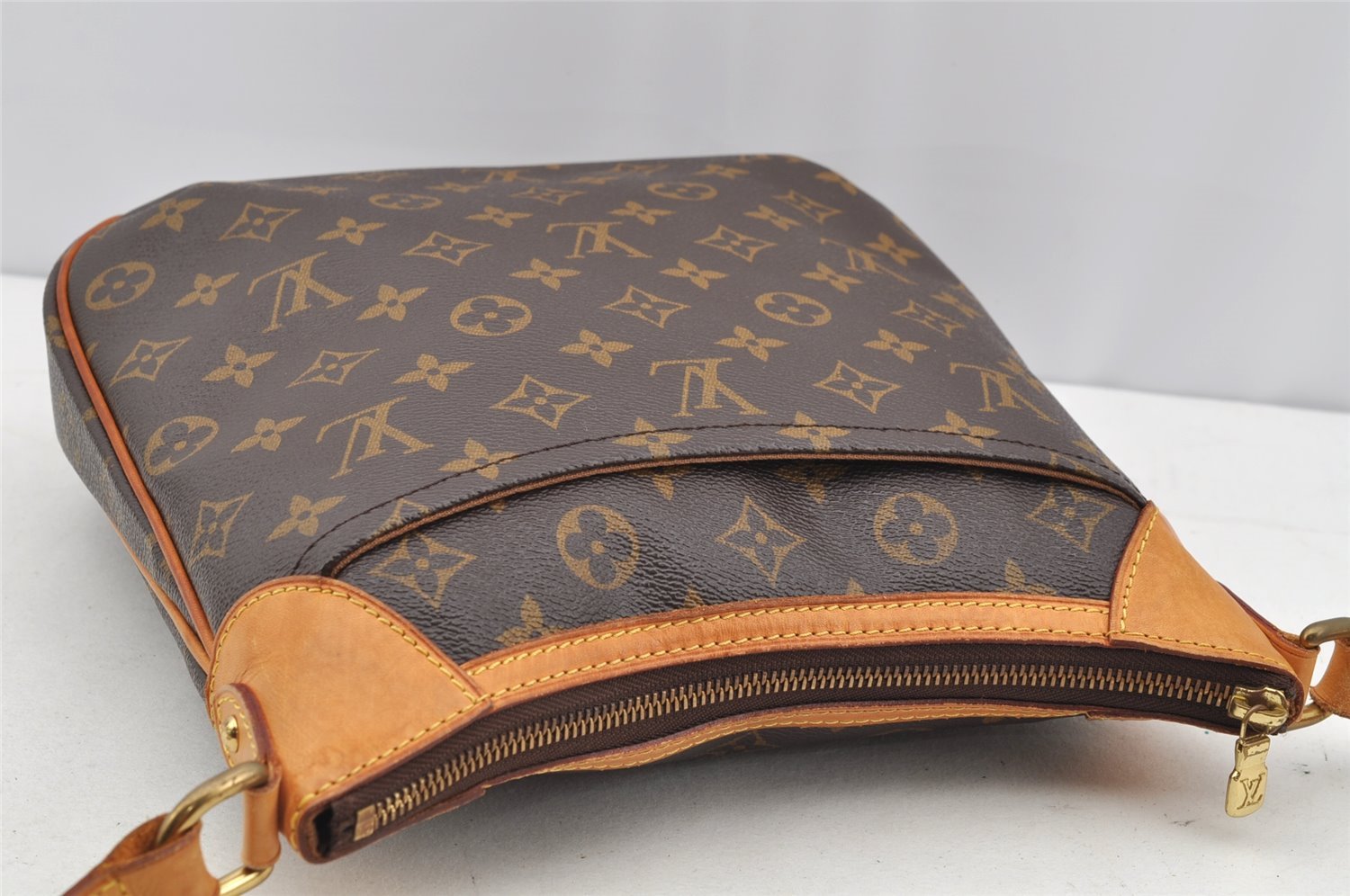 Authentic Louis Vuitton Monogram Odeon PM Shoulder Cross Bag M56390 LV 1605I